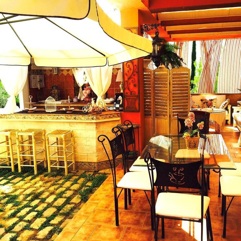 Laurel De La Reina Bed & Breakfast - Boutique La Zubia  Esterno foto