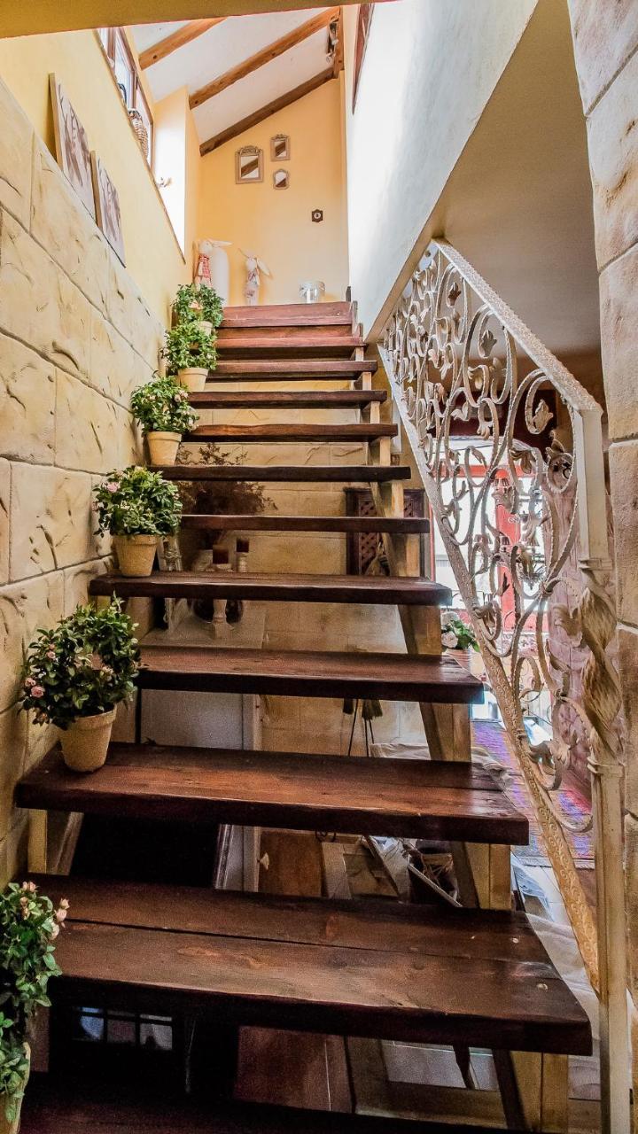 Laurel De La Reina Bed & Breakfast - Boutique La Zubia  Esterno foto